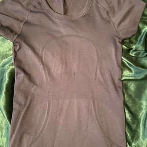 LULULEMON SHIRT